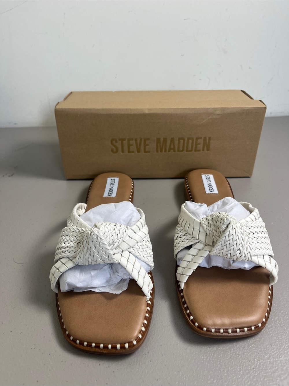 Steve Madden white woven sandal new with box